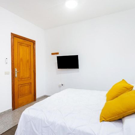 Eden Rentals 105 Surfy Stylish Bed&Coffee Room 그라나딜라데아보나 외부 사진