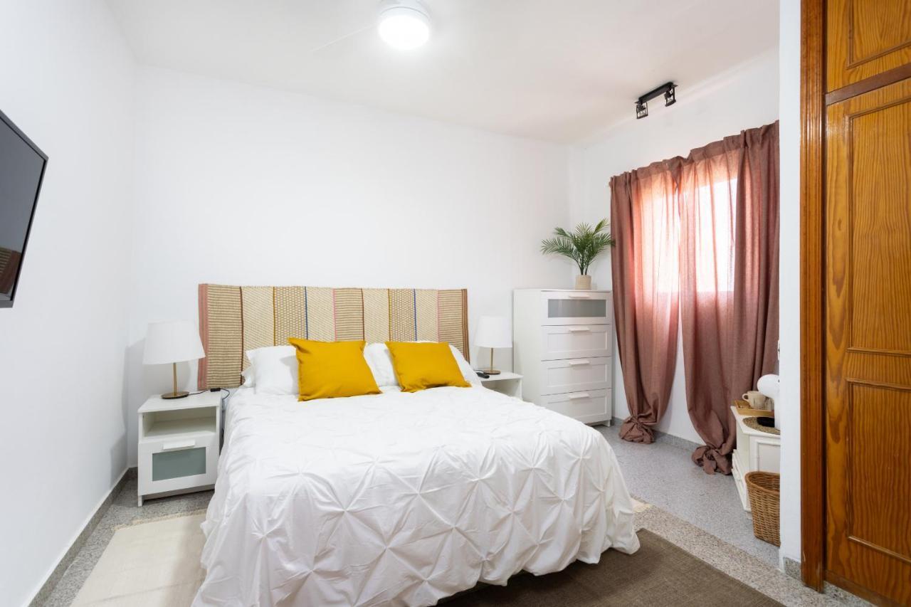 Eden Rentals 105 Surfy Stylish Bed&Coffee Room 그라나딜라데아보나 외부 사진