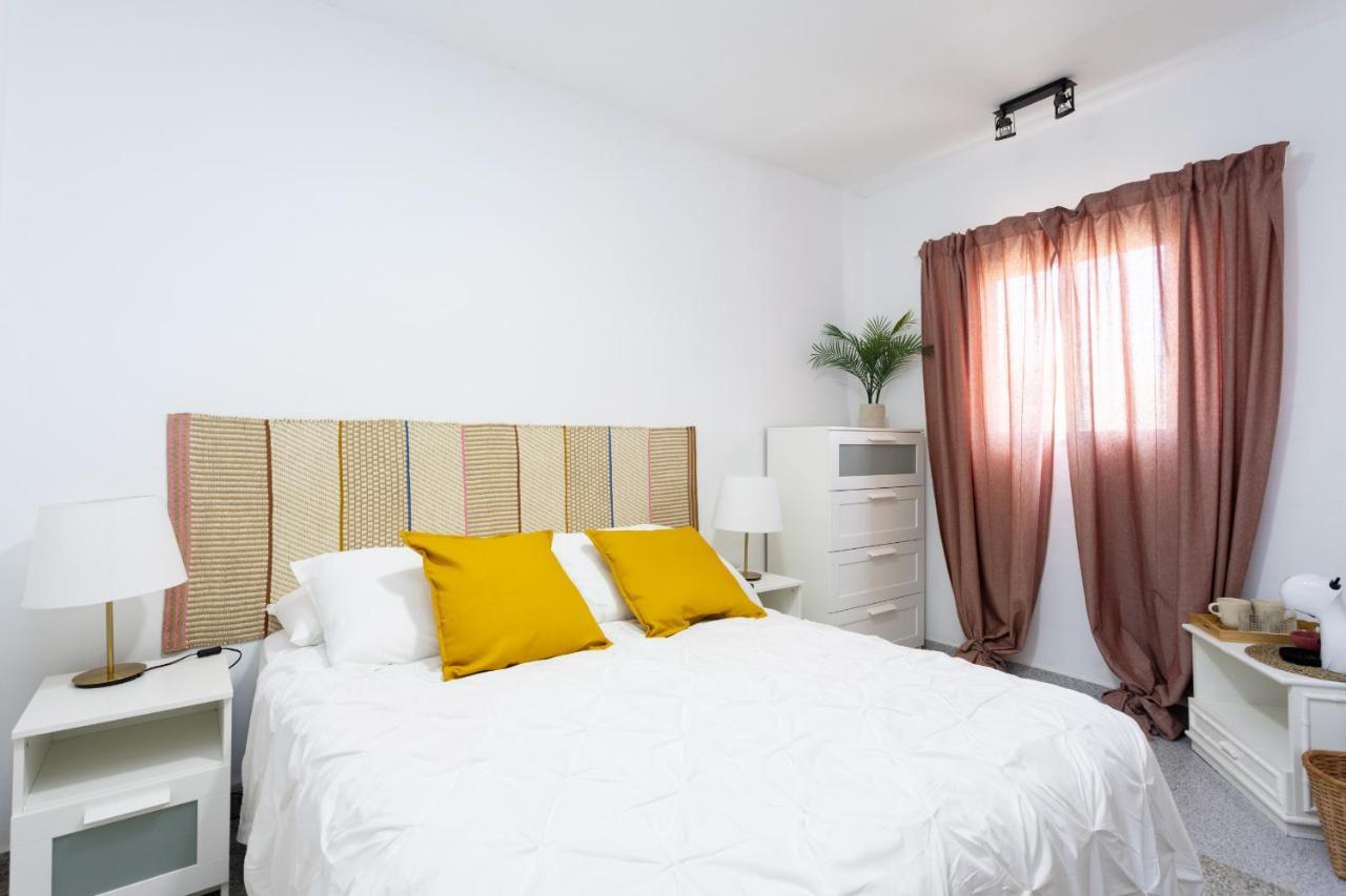 Eden Rentals 105 Surfy Stylish Bed&Coffee Room 그라나딜라데아보나 외부 사진